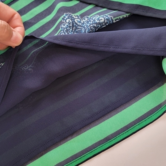 CAbi Cami Blouse Size Large EUC - Picture 9 of 9